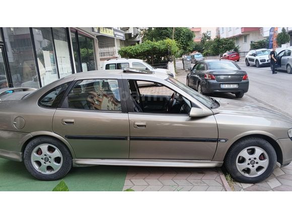 Sahibinden Opel Vectra 2.5 CDX 1997 Model