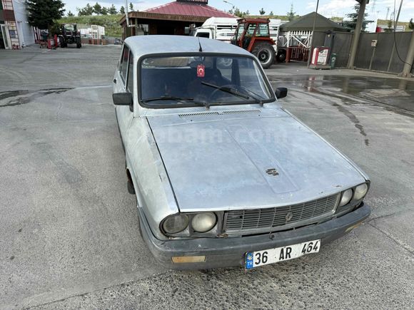 Galeriden Renault R 12 Toros 1990 Model Kars