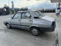 Galeriden Renault R 12 Toros 1990 Model Kars