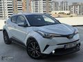 2017 TOYOTA C-HR OTOMATİK CAM GİBİ ARABA