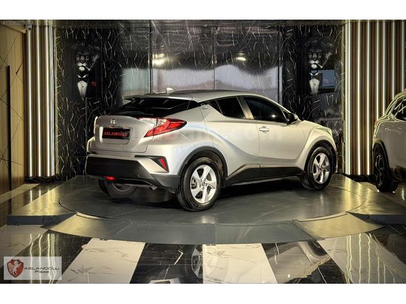 ASLANOĞLU PLAZA'DAN 2017 C-HR 1.2 ADVANCE MULTİDRİVE S