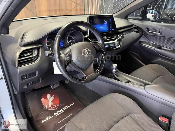 ASLANOĞLU PLAZA'DAN 2017 C-HR 1.2 ADVANCE MULTİDRİVE S