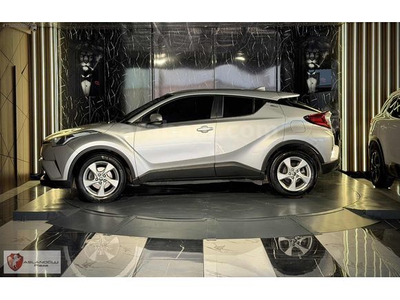 ASLANOĞLU PLAZA'DAN 2017 C-HR 1.2 ADVANCE MULTİDRİVE S