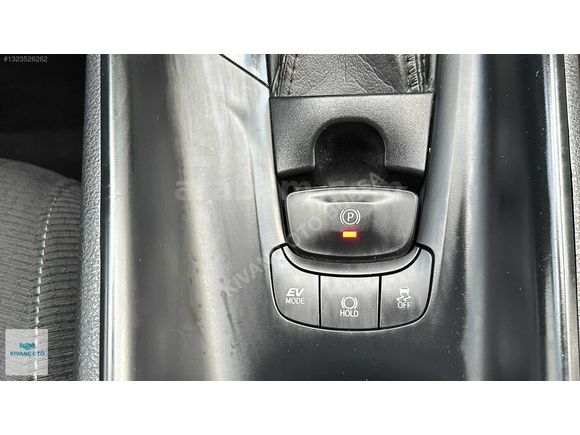 2017 MODEL 1.8 HİBRİT 92 BİN KM DE