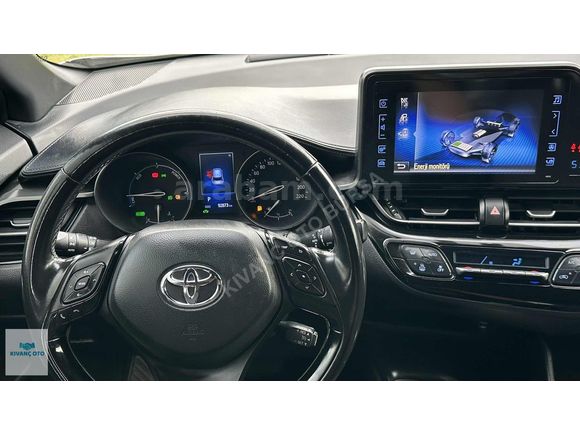 2017 MODEL 1.8 HİBRİT 92 BİN KM DE
