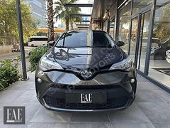 BOYASIZ 85.500 KM 2021 TOYOTA C-HR 1.8 HYBRİD FLAME (İLK SAHİP)