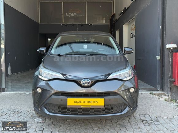 UÇAR'DAN..2020 TOYOTA C-HR 1.8 HYBRİD HATASIZ BOYASIZ ....