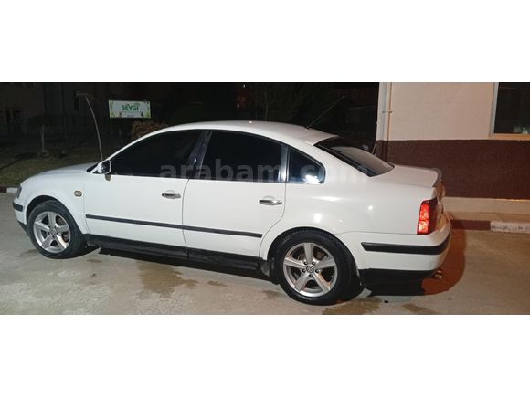 Sahibinden Volkswagen Passat 1.8 Basic 1998 Model