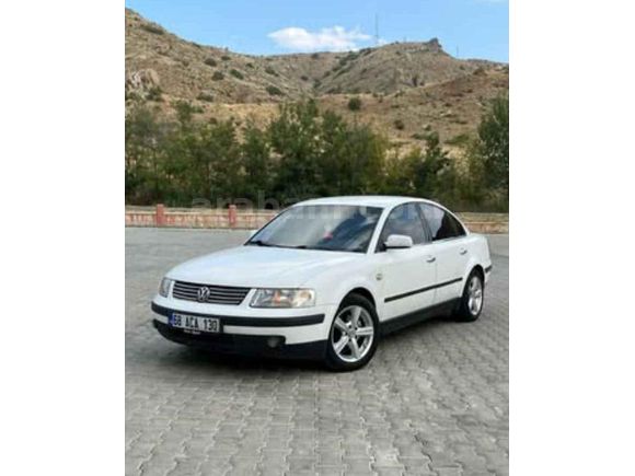 Sahibinden Volkswagen Passat 1.8 Basic 1998 Model