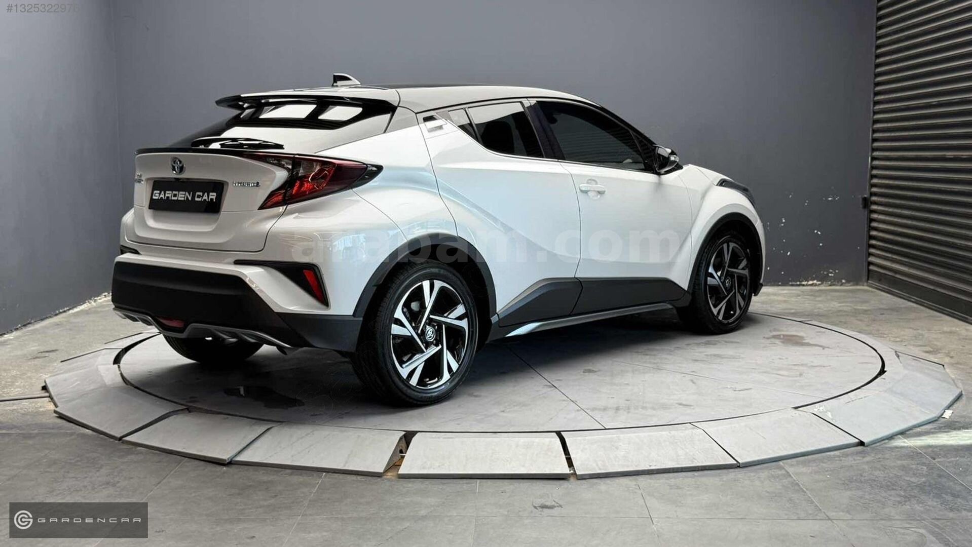 ""GARDEN""2022 BEYAZ/SİYAH 1.8 HYBRİD ÇİFT RENK E-CVT KEYLESS 3