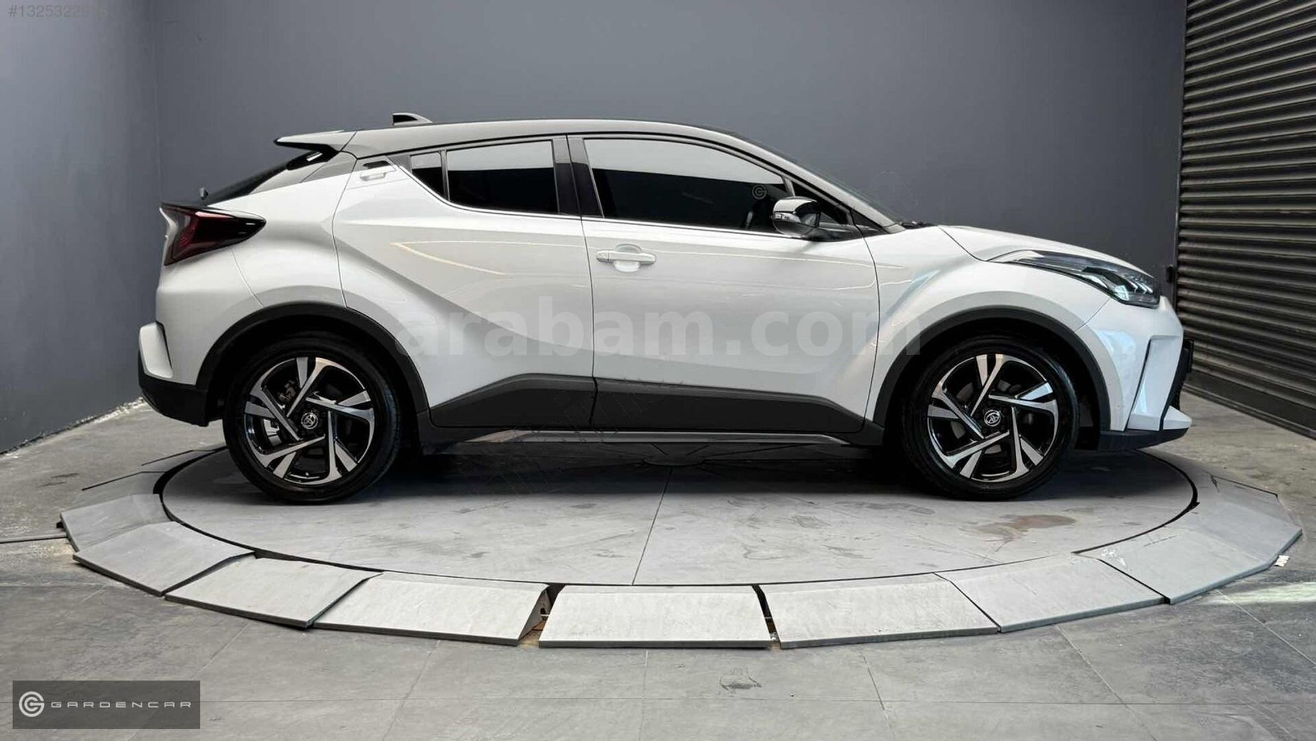 ""GARDEN""2022 BEYAZ/SİYAH 1.8 HYBRİD ÇİFT RENK E-CVT KEYLESS 2