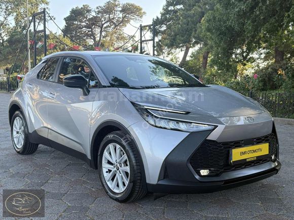 2024 MODEL CHR 31.000 KM DE BOYASIZ HATASIZ GARANTİLİ