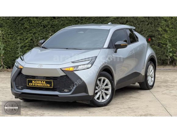 İLK SAHİBİNDEN HATASIZ BOYASIZ TRAMERSİZ 2025 TOYOTA C-HR