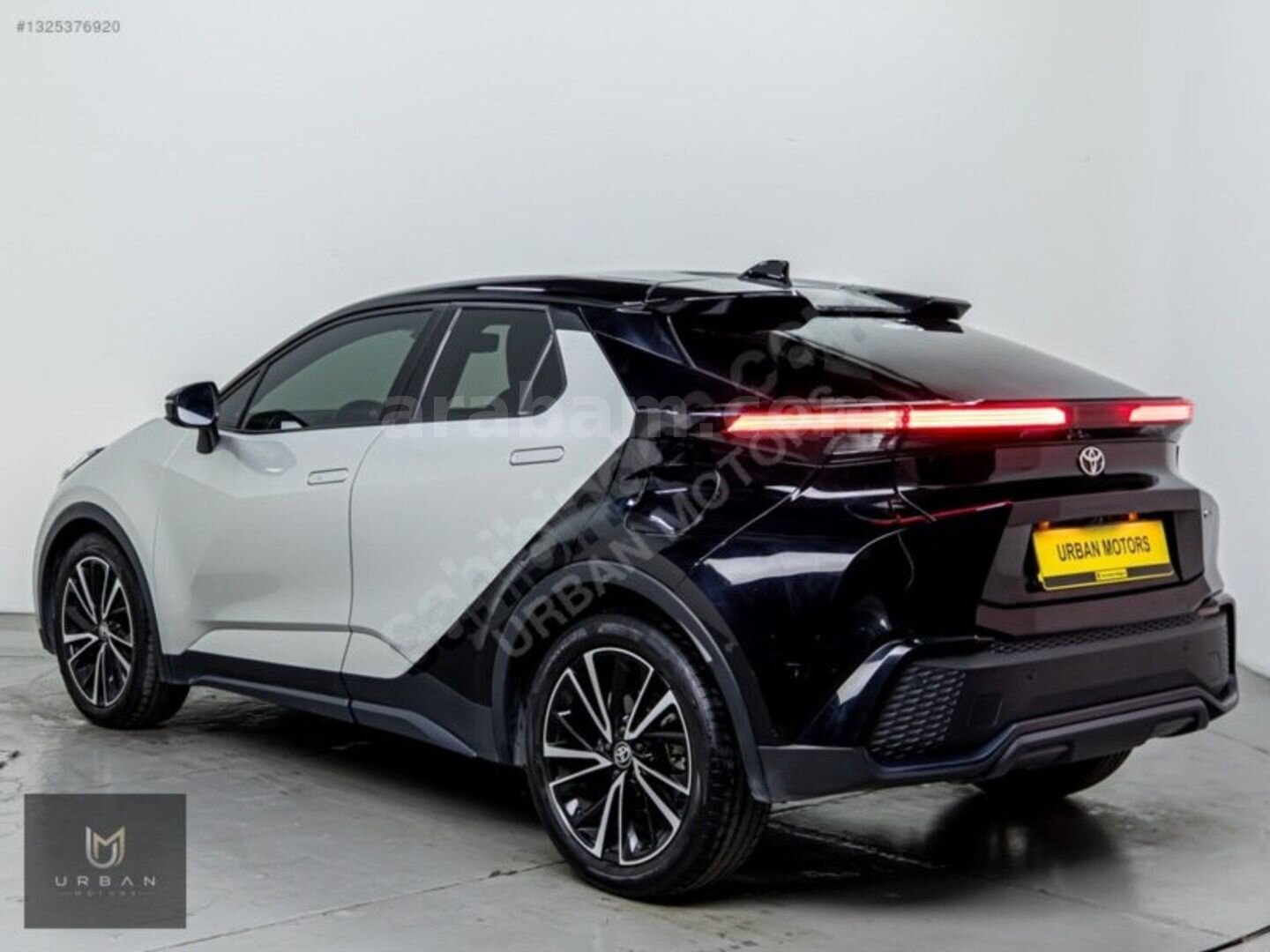 2024 TOYOTA C-HR HYBRİD ÇİFT RENK CAM TAVAN HATASIZ TRAMERSİZ 4
