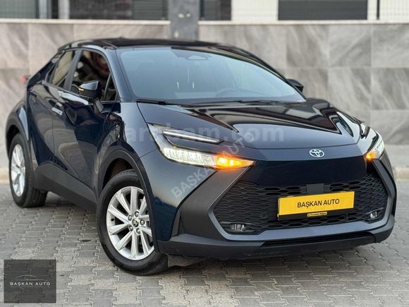 2026 ÇIKIŞLI 9.900KM'DE HATASIZ 1.8HYBRİD FLAME CHR