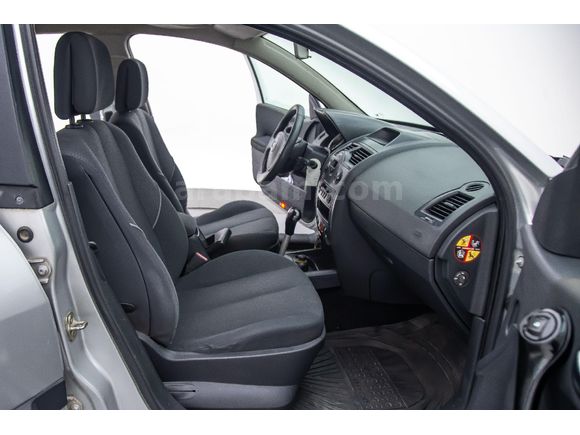 Sahibinden Renault Megane 1.6 Dynamique 2006 Model