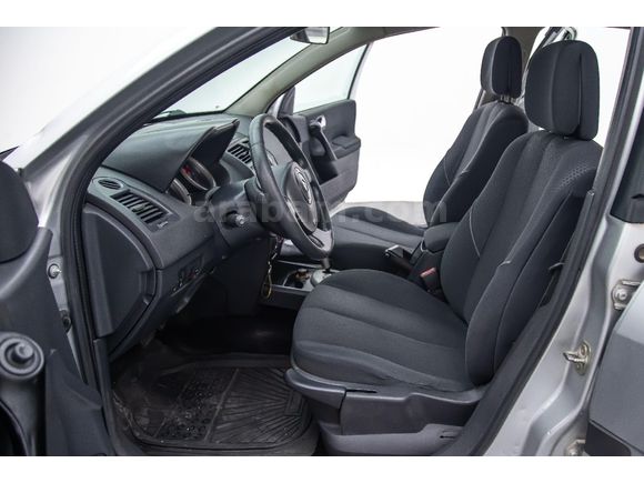 Sahibinden Renault Megane 1.6 Dynamique 2006 Model