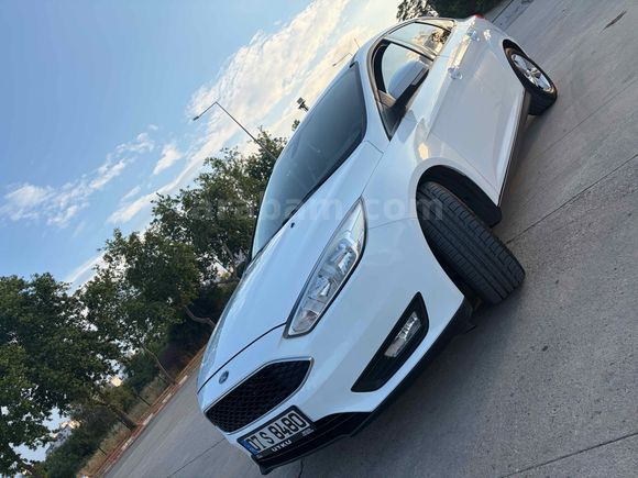 Sahibinden Ford Focus 1.6 TDCi Style 2015 Model Antalya