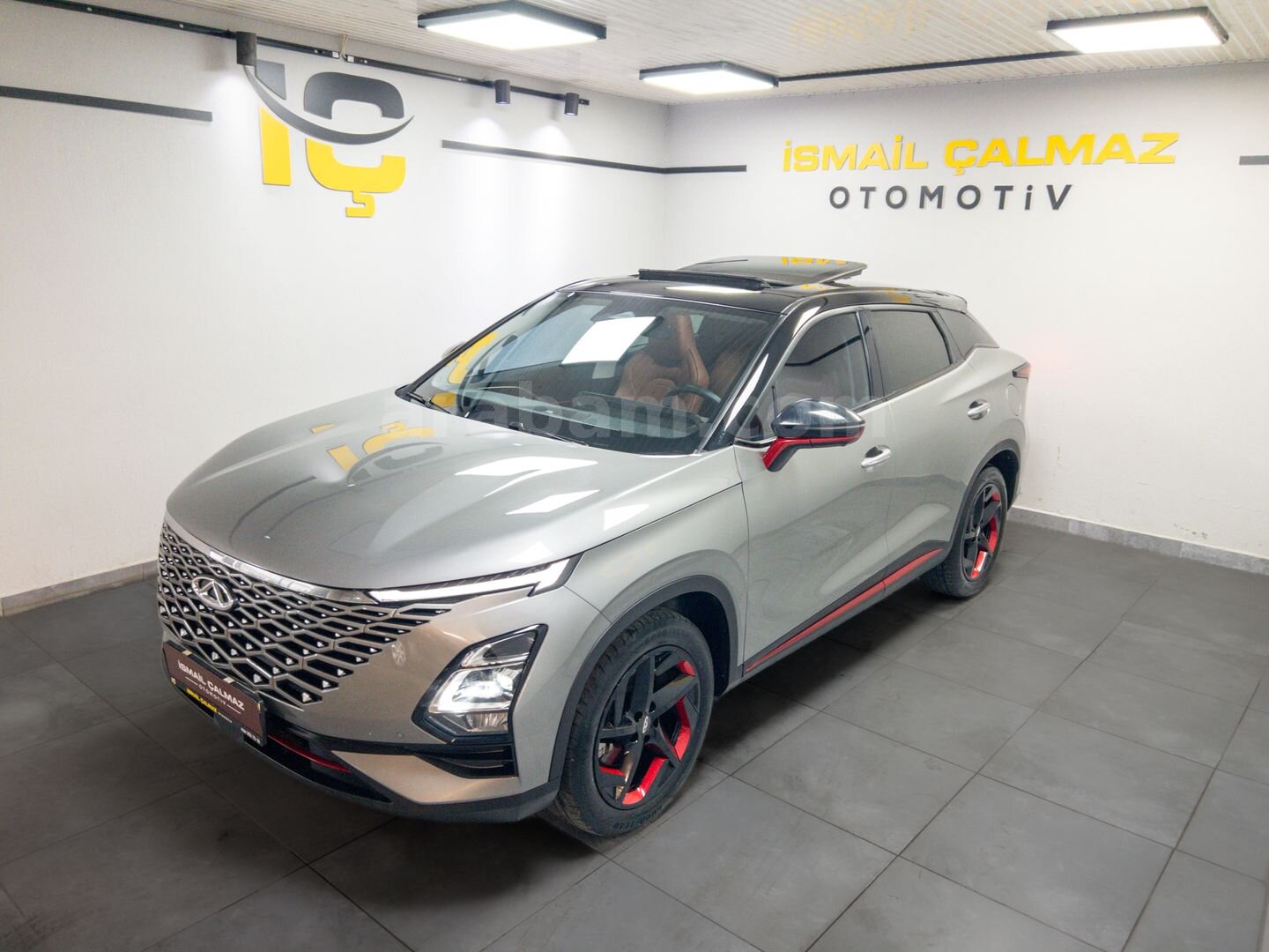 Galeriden Chery Omoda 5 1.6 T-GDI Luxury 2024 Model İzmir 32.000 km Gri 2