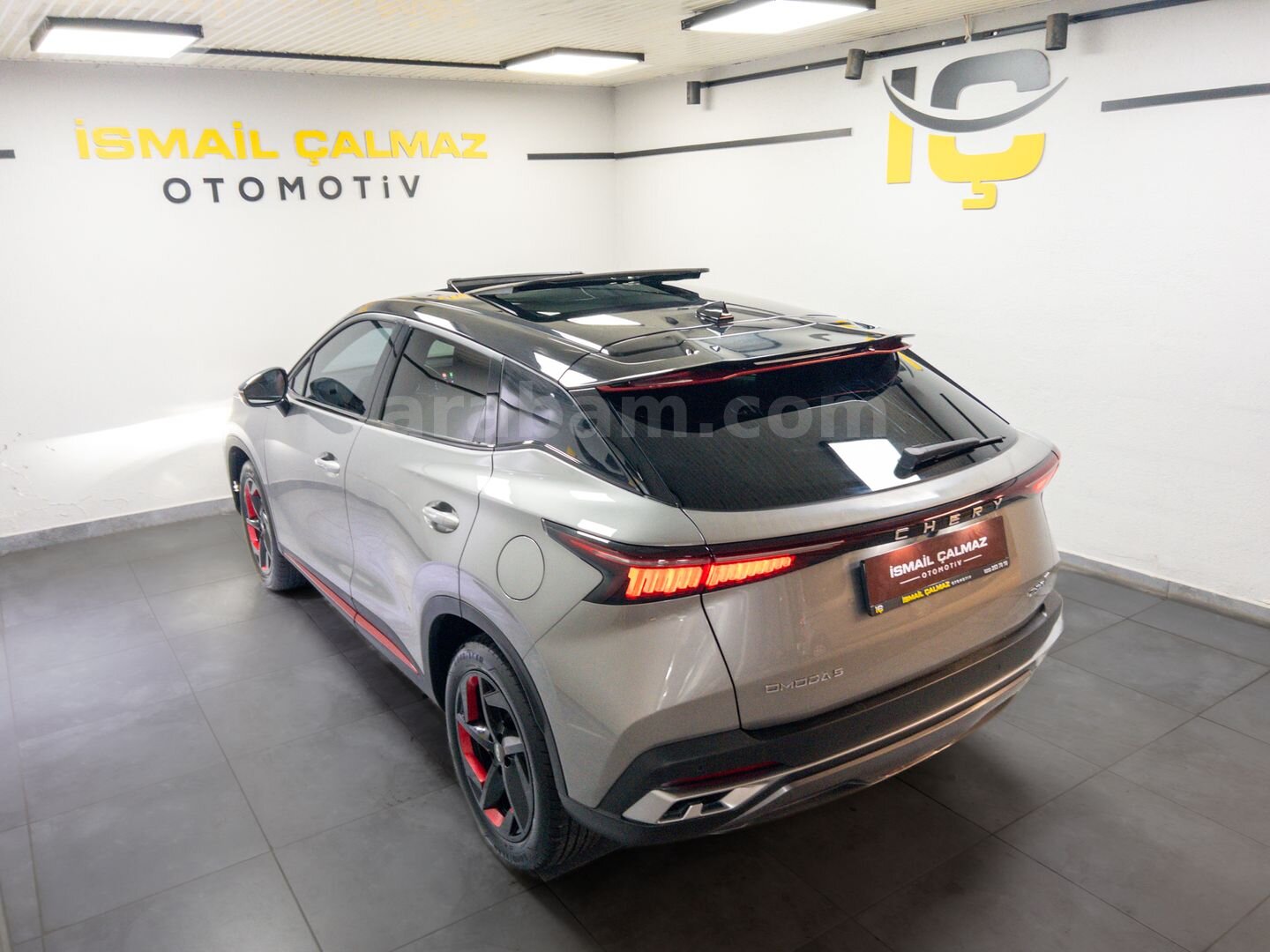 Galeriden Chery Omoda 5 1.6 T-GDI Luxury 2024 Model İzmir 32.000 km Gri 3
