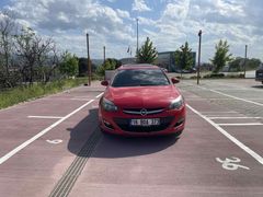 Sahibinden Opel Astra 1.4 T Sport 2013 Model  120.000 km Kırmızı