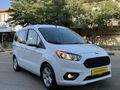 Galeriden Ford Tourneo Courier 1.5 TDCi Delux 2022 Model Gaziantep