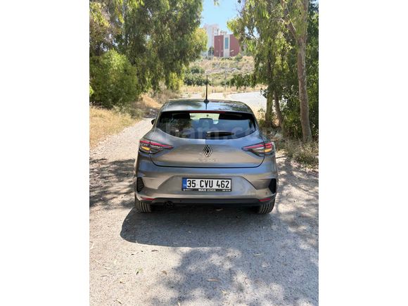 Sahibinden Renault Clio 1.0 TCe Evolution 2025 Model 