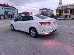 Sahibinden Renault Megane 1.3 TCe Joy 2022 Model