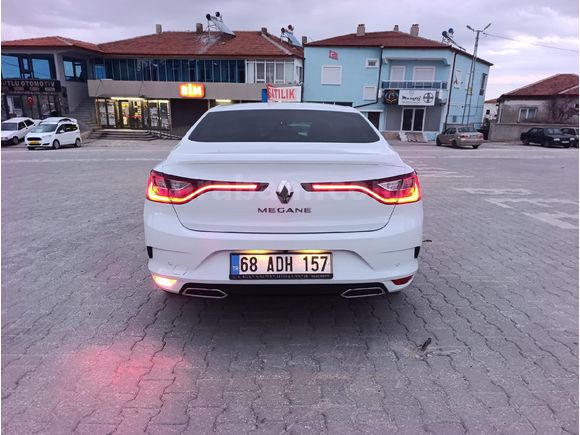 Sahibinden Renault Megane 1.3 TCe Joy 2022 Model
