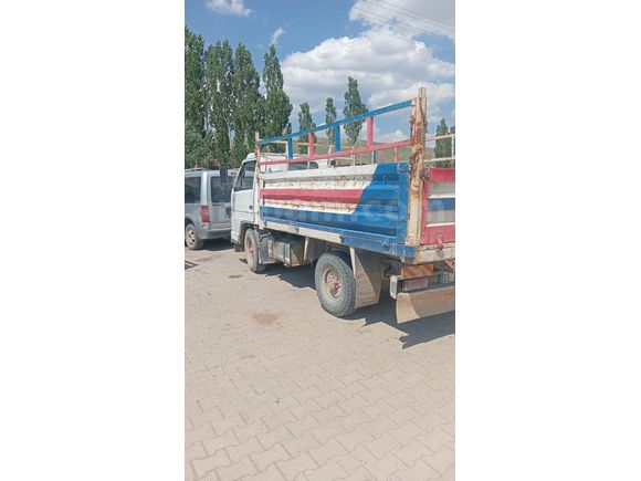 Sahibinden Isuzu NKR 5.5 E 04