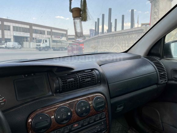 Galeriden Opel Omega 2.0 CD 1997 Model Konya