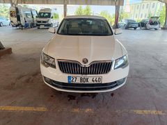 Sahibinden Skoda SuperB 1.6 TDI Prestige 2014 Model