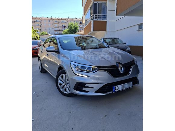 Sahibinden1.3 TCe Touch 2025 pazarlıksız SON FİYAT