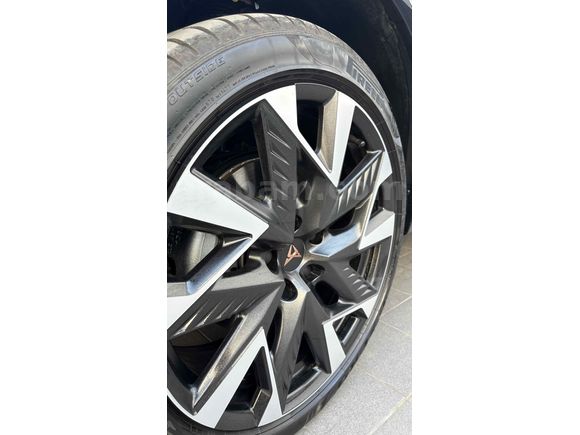 Sahibinden Cupra Formentor 1.5 e-TSI Mhev Impulse 2025 Model 