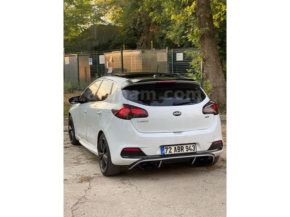 Sahibinden Kia Ceed 1.6 CRDi Concept Plus 2012 Model