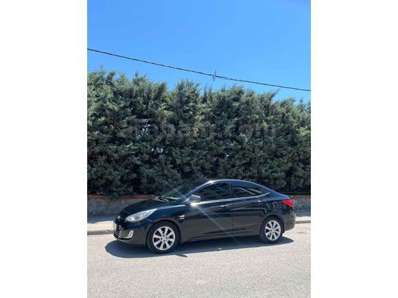 Sahibinden Hyundai Accent Blue 1.6 CRDI Mode Plus 2013 Model 