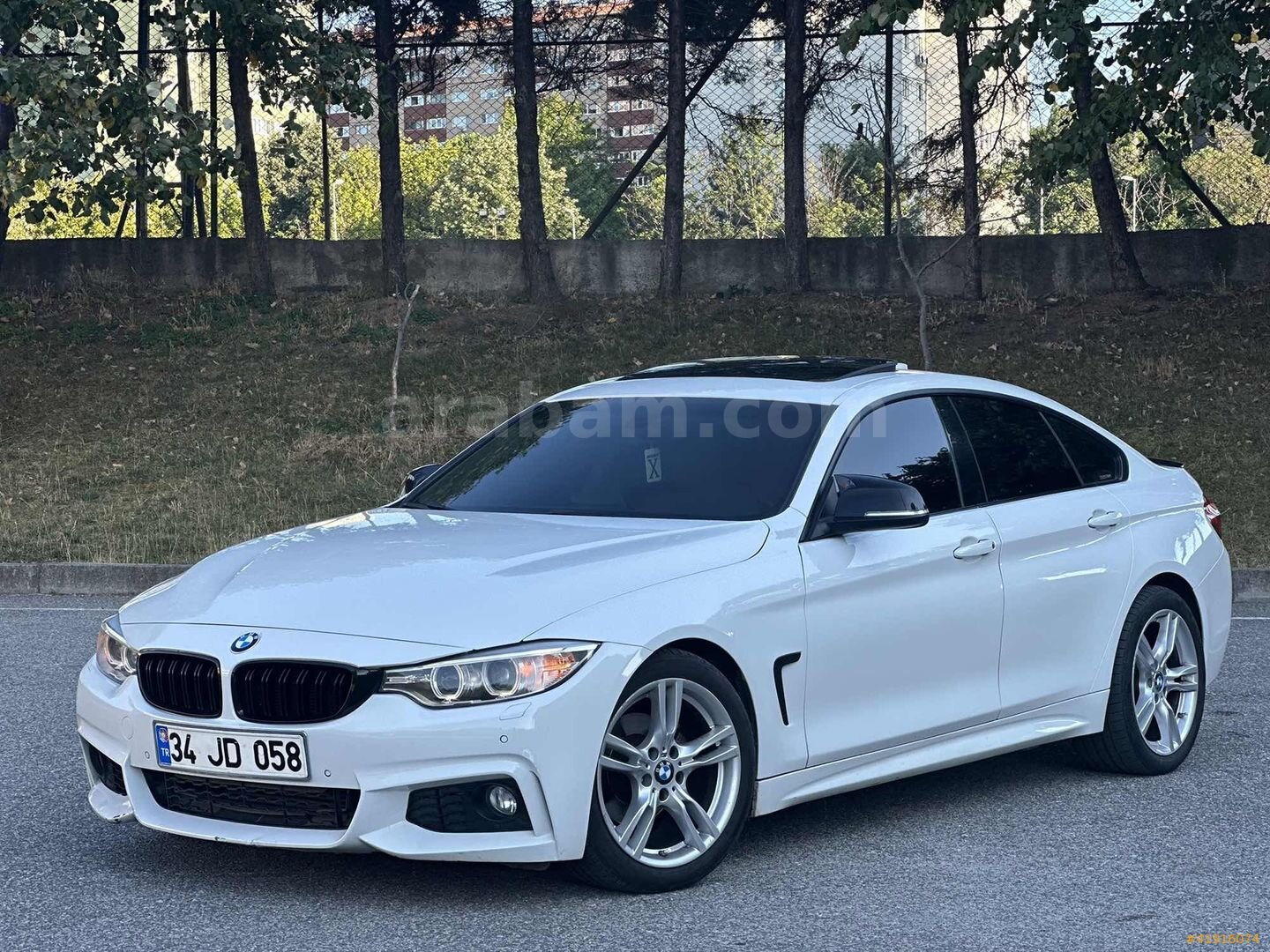 Galeriden BMW 4 Serisi 418i Gran Coupe Prestige 2015 Model İstanbul 185.000 km Beyaz 3