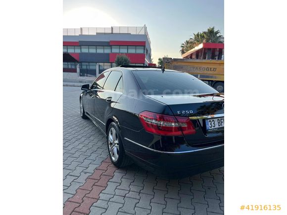 AKINCI AUTO | MERCEDES BENZ E250 CDI PREMİUM HATASIZ
