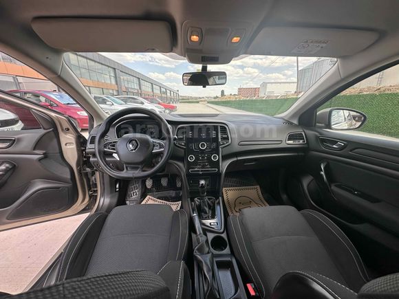 Galeriden Renault Megane 1.6 Joy 2017 Model Yozgat