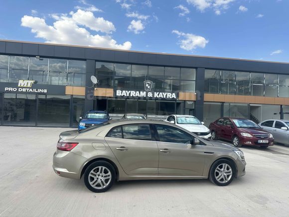 Galeriden Renault Megane 1.6 Joy 2017 Model Yozgat