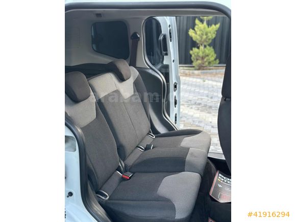 2017 FORD COURİER OTOMOBİL RUHSATLI HATASIZ 190 BİN KM