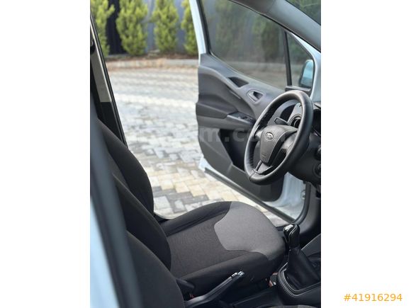 2017 FORD COURİER OTOMOBİL RUHSATLI HATASIZ 190 BİN KM