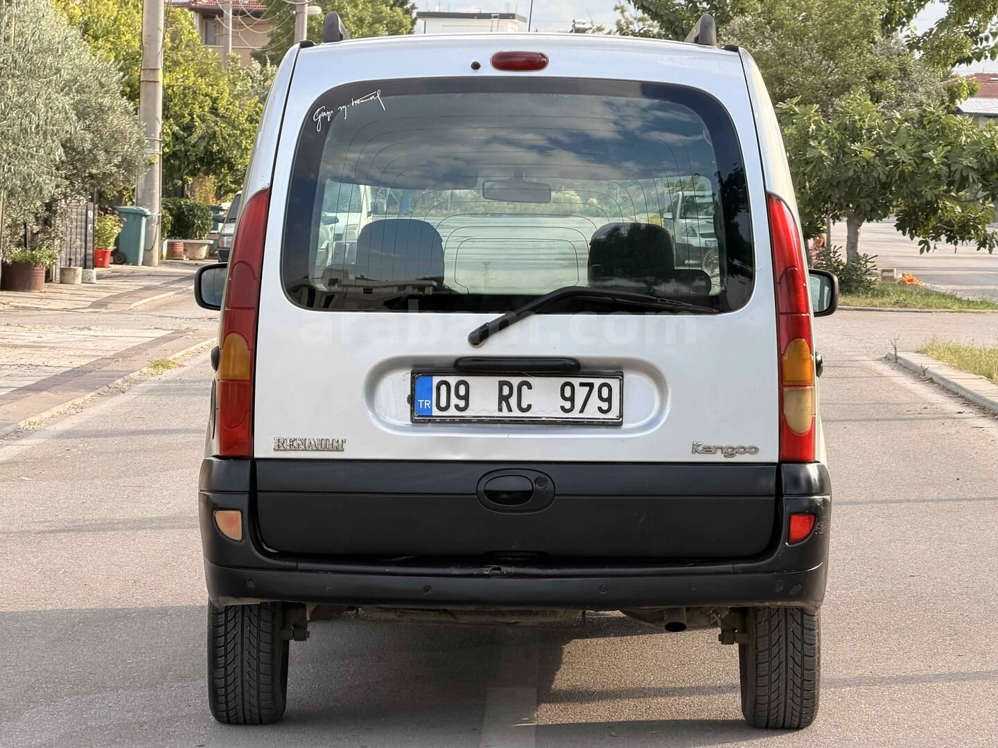 Galeriden Renault Kangoo 1.5 dCi Expression 2004 Model Denizli 350.000 km Gri (Gümüş) 4