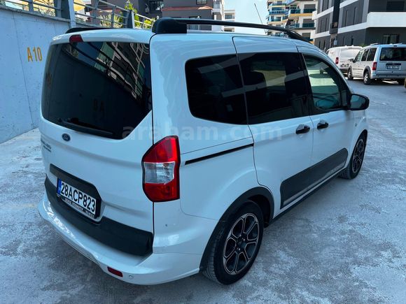 ACİL784950TL2023COURİER 1.5TDCİ TITANİUM PLUS MULTİMEDIA 85000KM