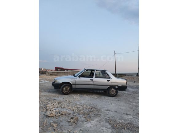 Sahibinden Renault R 9 1.4 Broadway 1987 Model