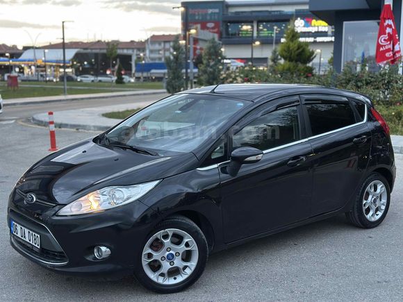 2012 MODEL TAM OTOMATİK 65.000KM