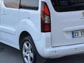 UZMAN AUTO DAN 2013 MODEL KM 220 BİN DE HATASIZ TEMİZ AİLE ARACI