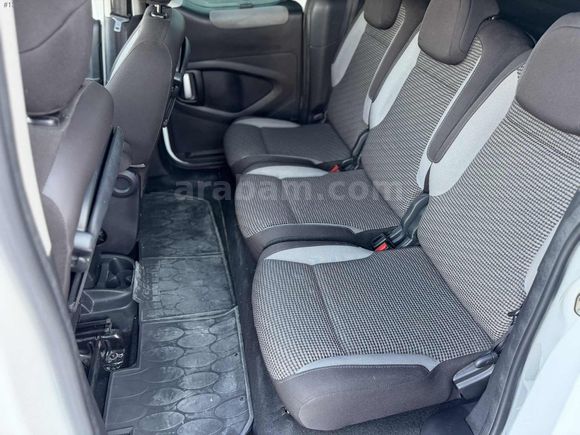 UZMAN AUTO DAN 2013 MODEL KM 220 BİN DE HATASIZ TEMİZ AİLE ARACI