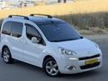 UZMAN AUTO DAN 2013 MODEL KM 220 BİN DE HATASIZ TEMİZ AİLE ARACI