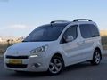 UZMAN AUTO DAN 2013 MODEL KM 220 BİN DE HATASIZ TEMİZ AİLE ARACI